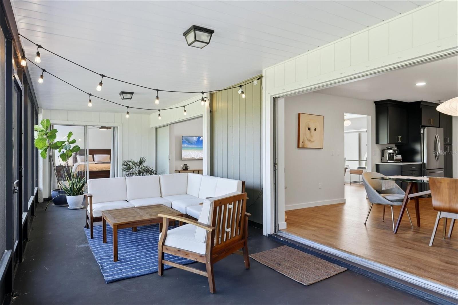 Image 18 of 48 For 6519 Waterford Circle