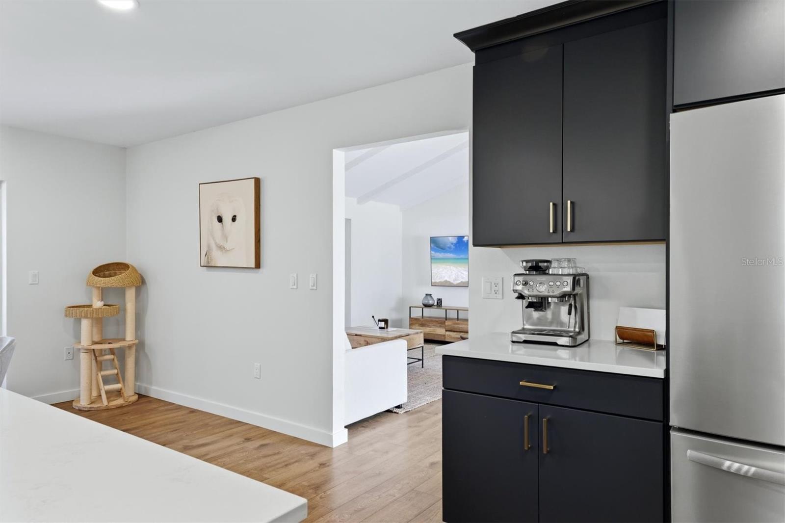 Image 29 of 48 For 6519 Waterford Circle