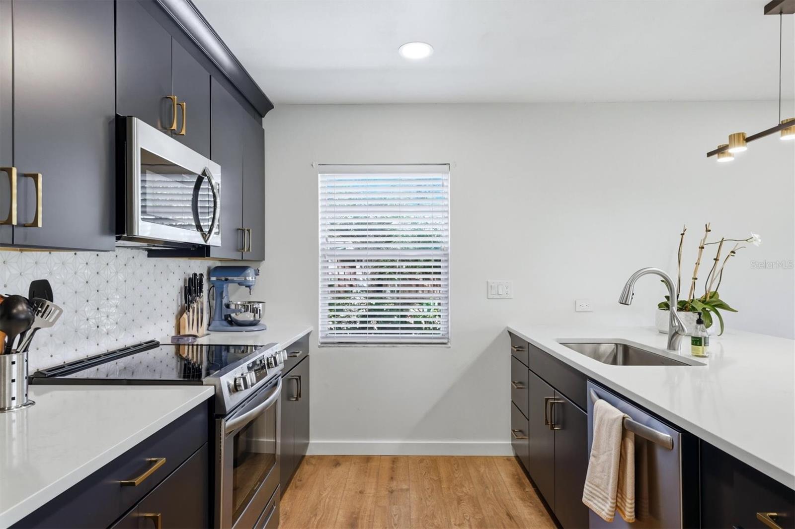 Image 30 of 48 For 6519 Waterford Circle