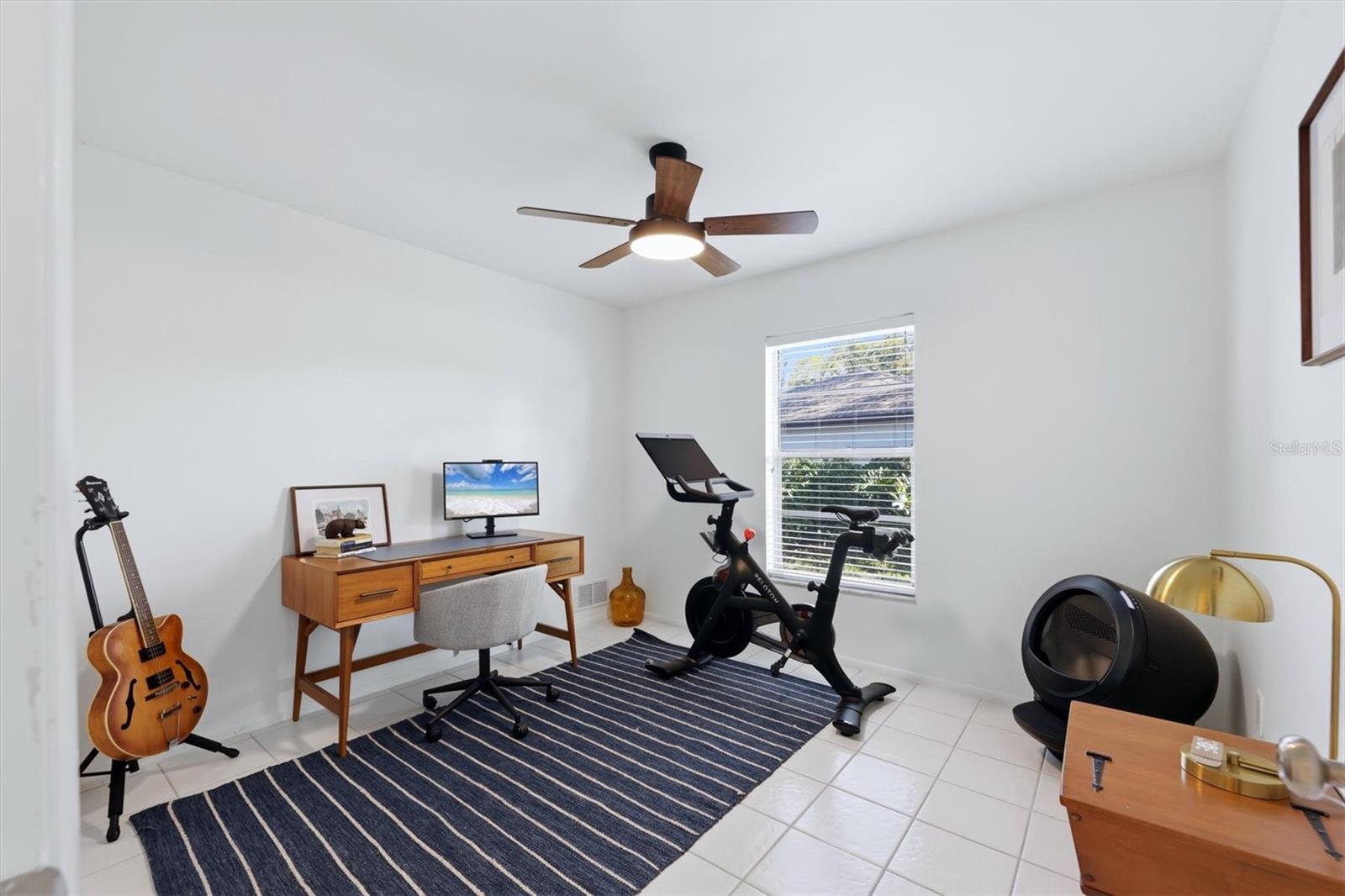 Image 32 of 48 For 6519 Waterford Circle