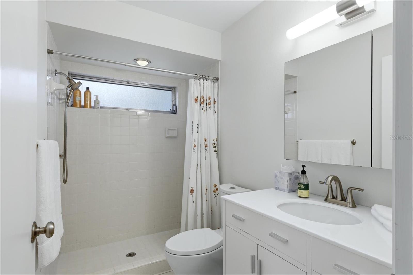 Image 38 of 48 For 6519 Waterford Circle