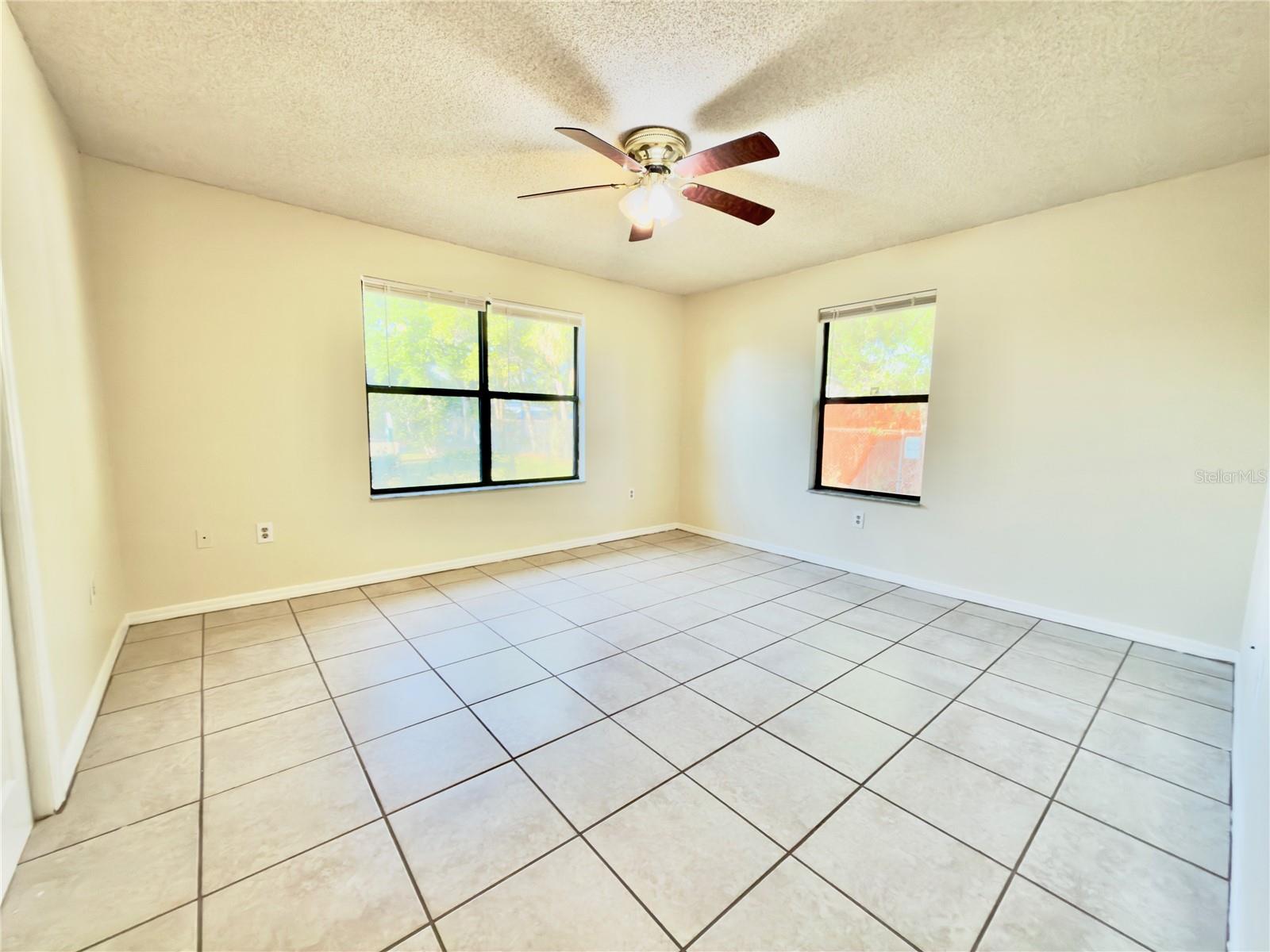 Image 16 of 20 For 5323 11th St Circle E