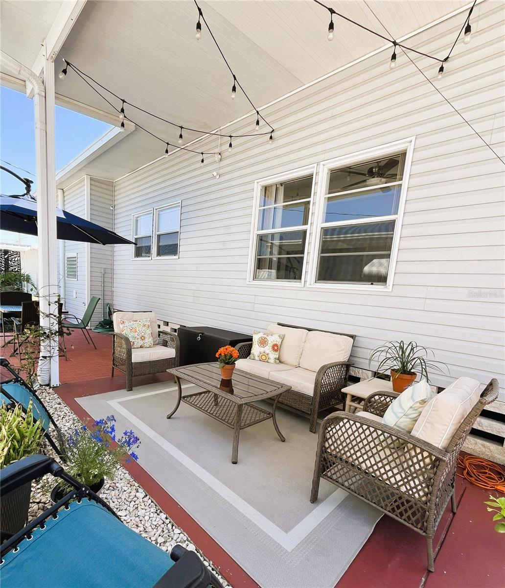 Image 10 of 48 For 6621 Marina Drive