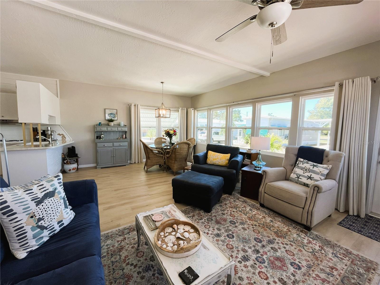 Image 11 of 48 For 6621 Marina Drive