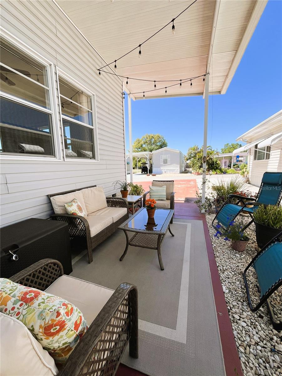 Image 9 of 48 For 6621 Marina Drive