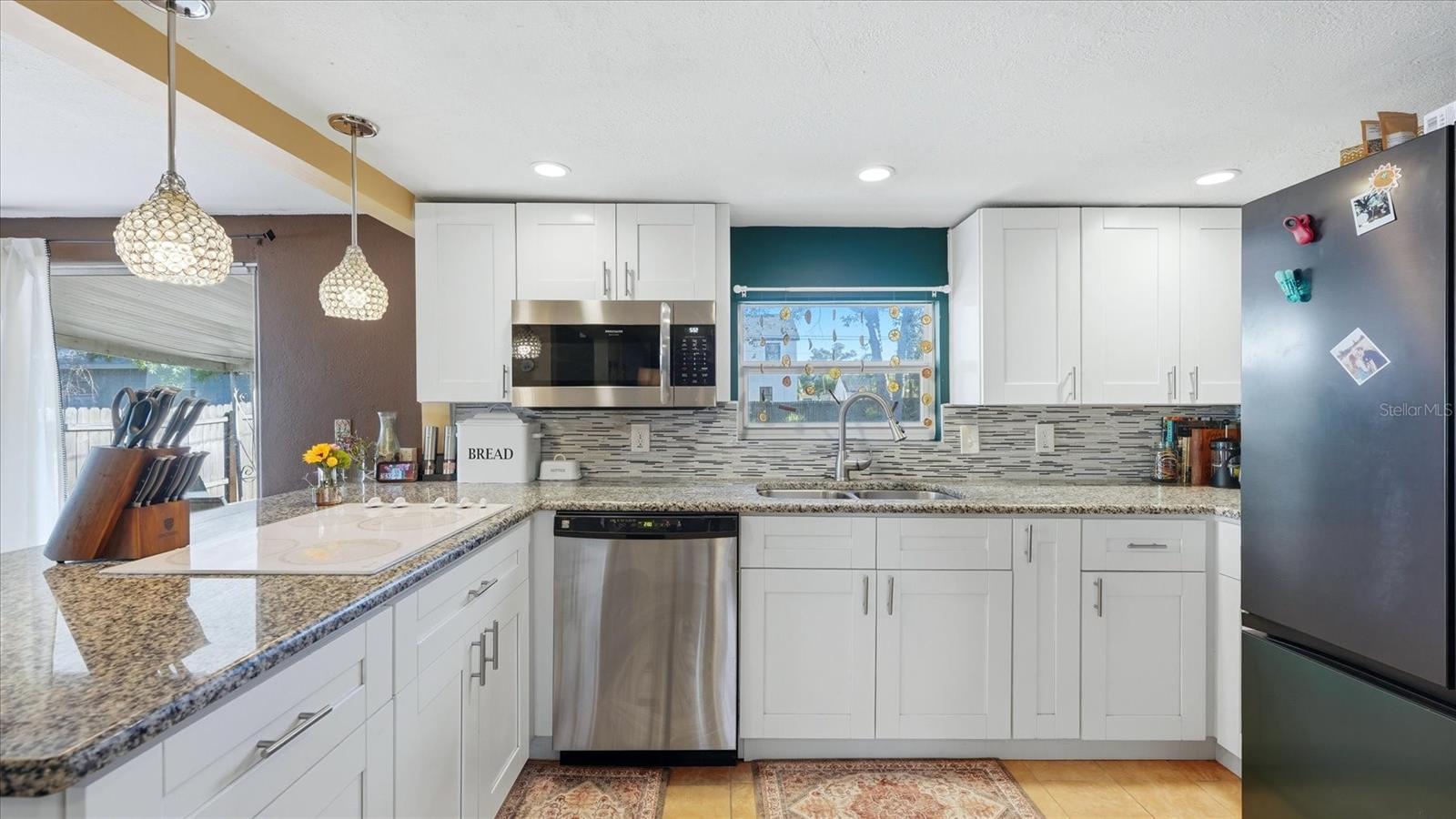 Image 14 of 39 For 4130 57th Avenue N