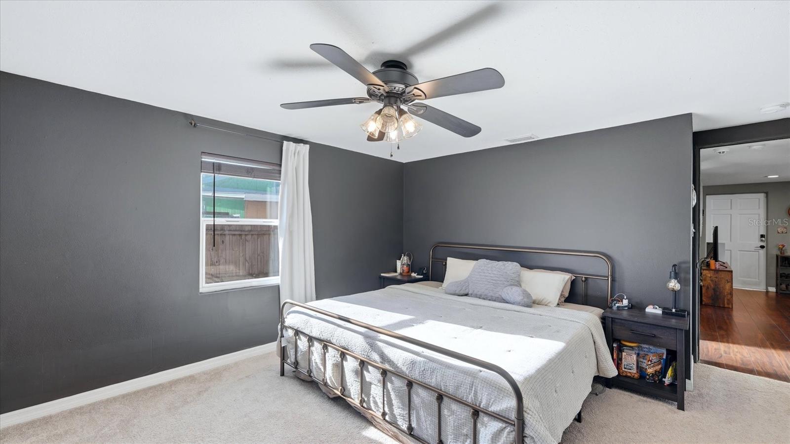 Image 16 of 39 For 4130 57th Avenue N