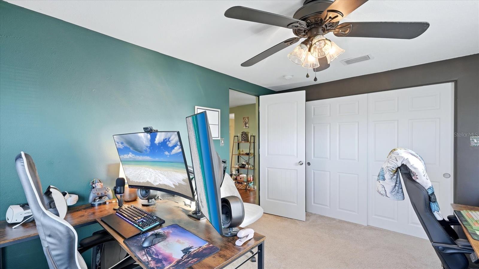 Image 20 of 39 For 4130 57th Avenue N