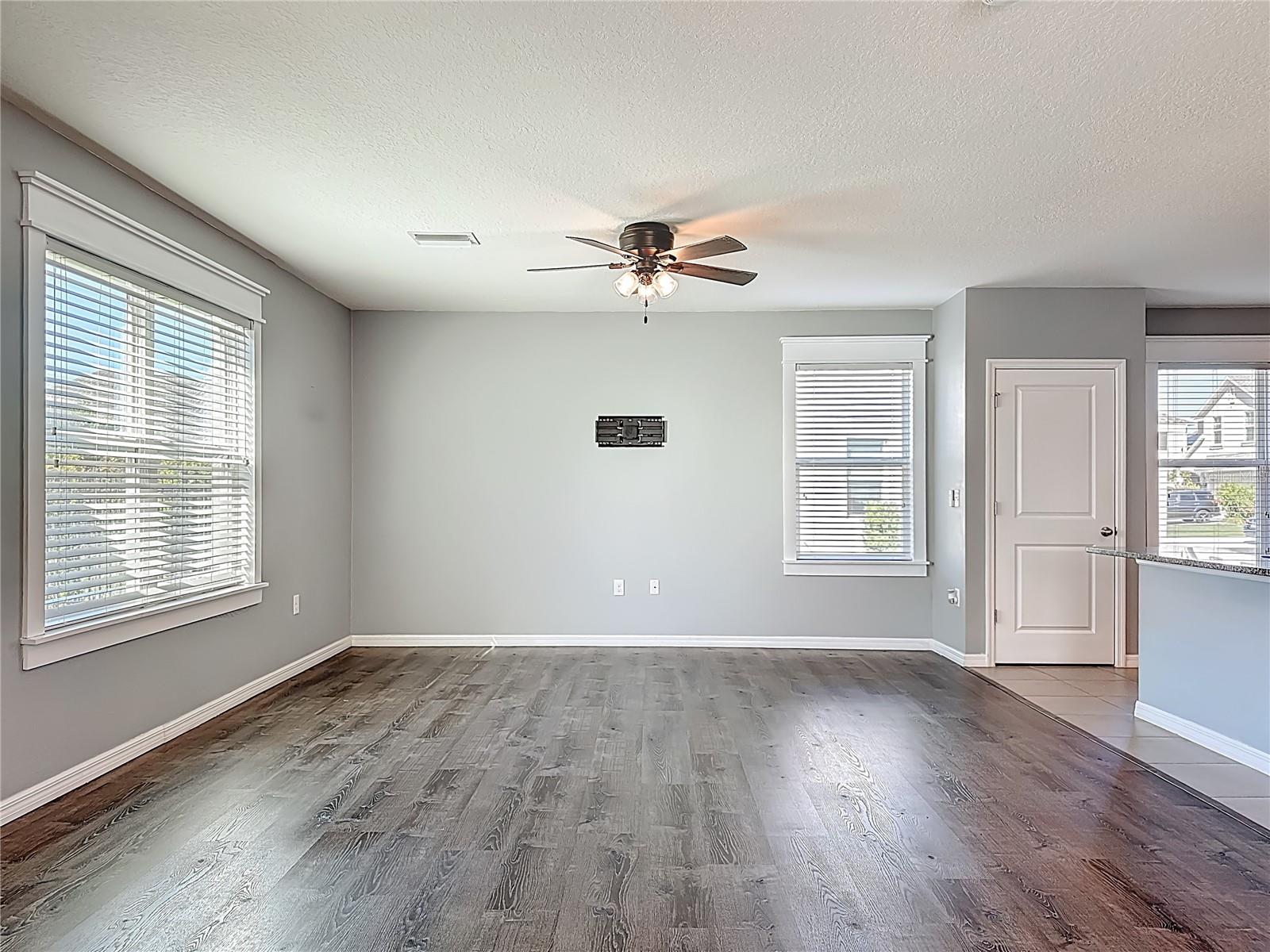 Image 16 of 46 For 5202 San Palermo Drive