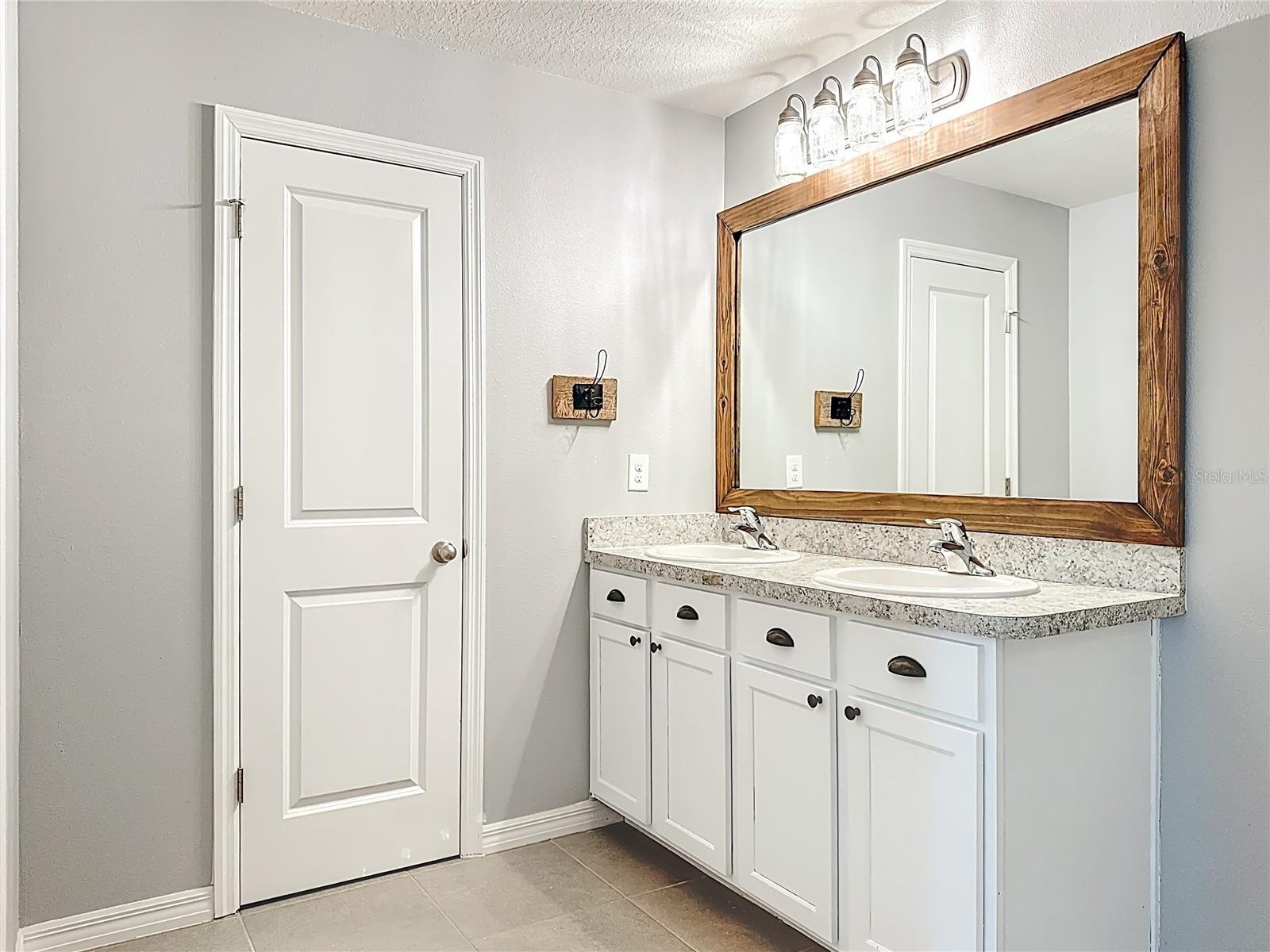 Image 30 of 46 For 5202 San Palermo Drive