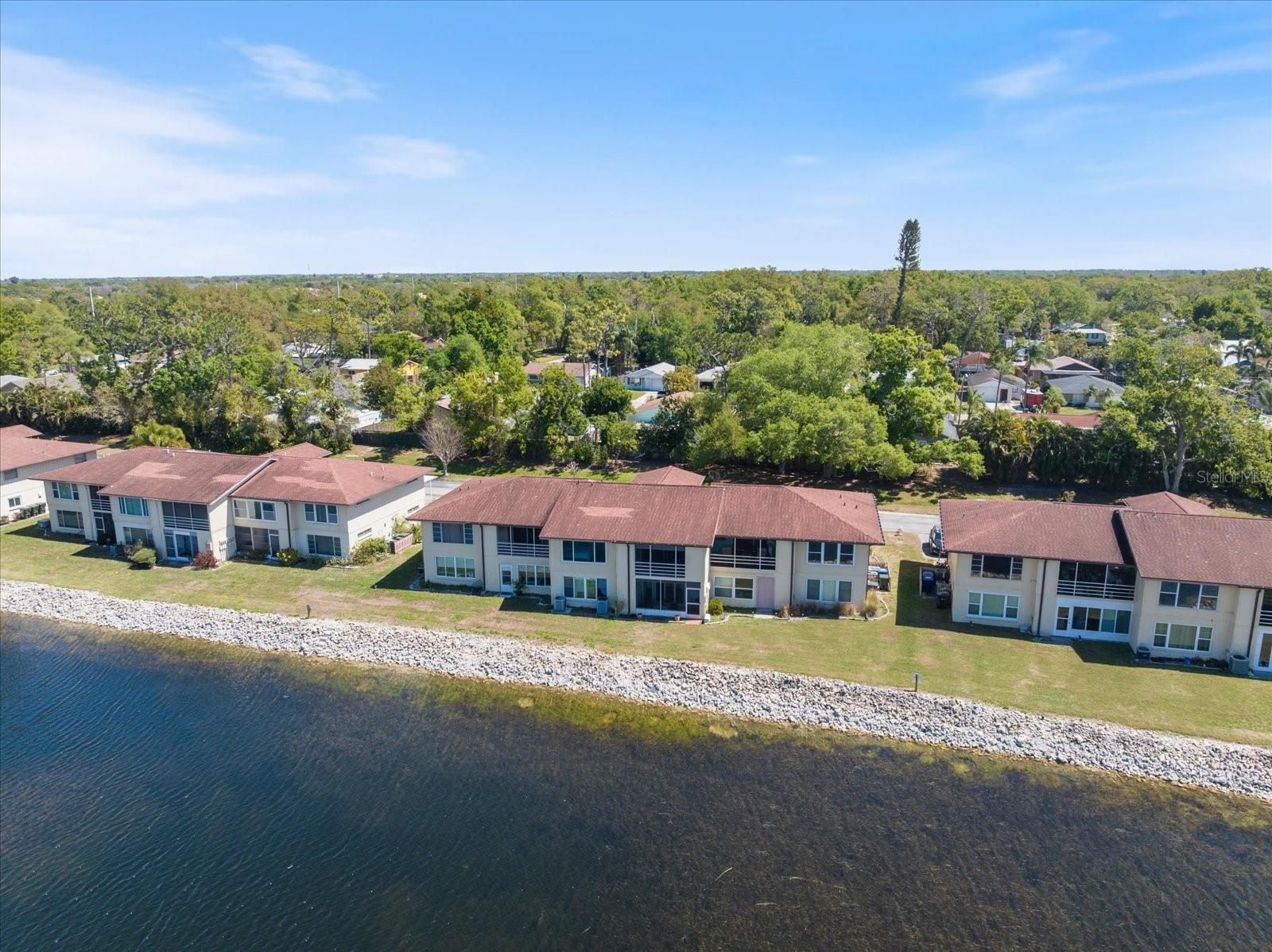 Image 25 of 37 For 4522 Narraganset Trail 84