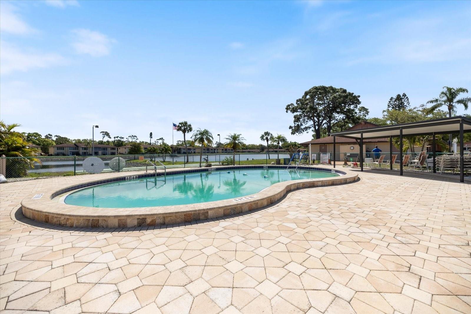 Image 31 of 37 For 4522 Narraganset Trail 84