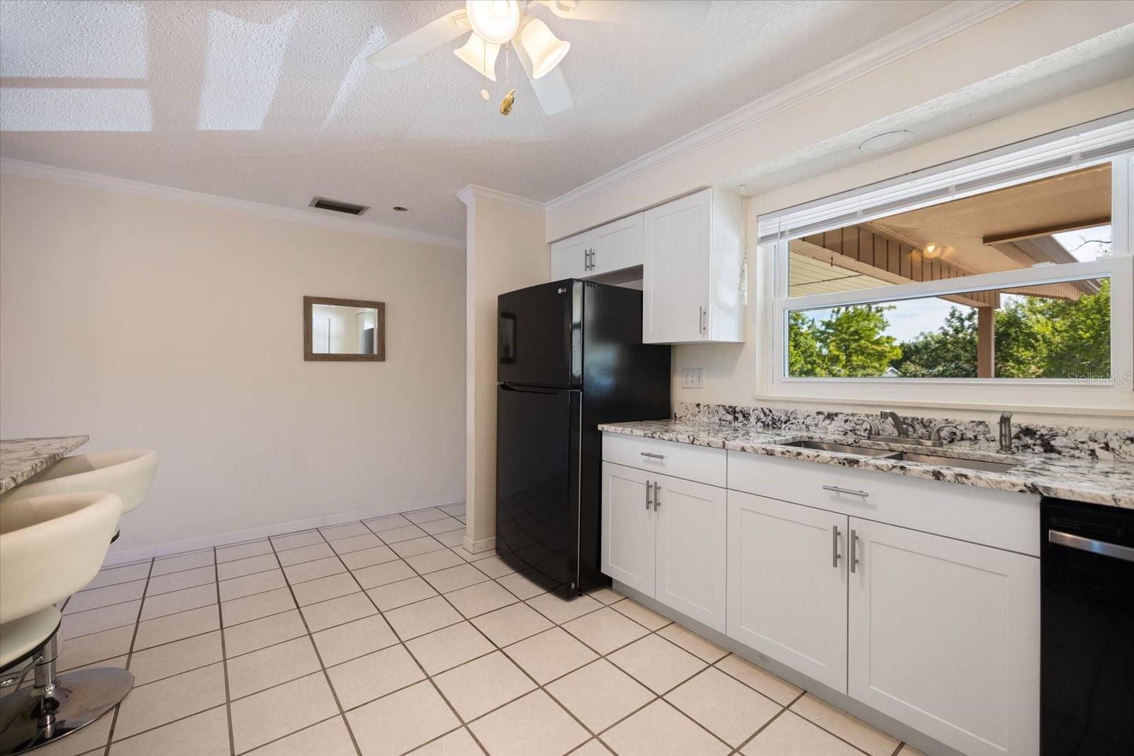 Image 7 of 37 For 4522 Narraganset Trail 84