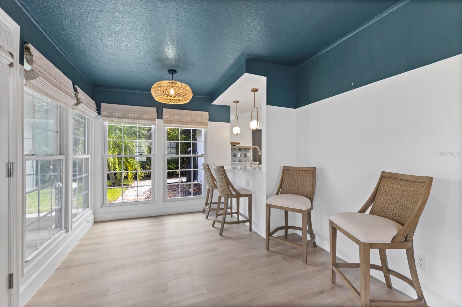 Image 12 of 35 For 6410 38th Avenue Circle W