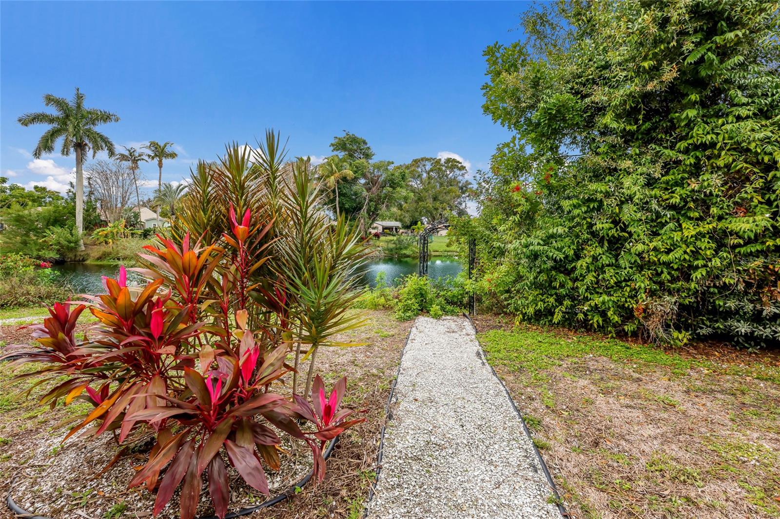 Image 29 of 35 For 6410 38th Avenue Circle W