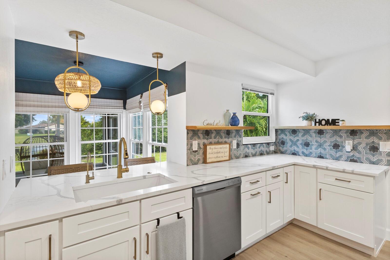 Image 9 of 35 For 6410 38th Avenue Circle W