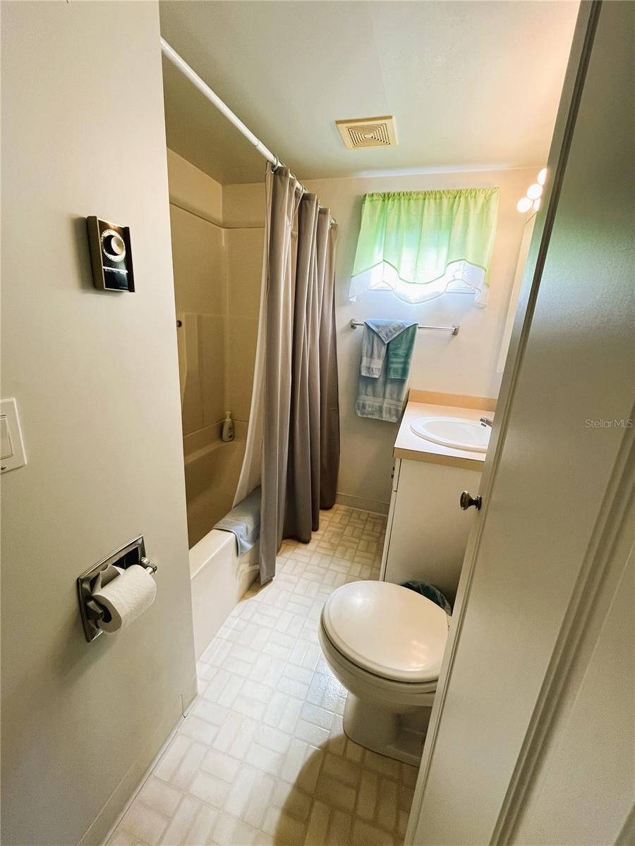 Image 19 of 35 For 1805 Pennsylvania Avenue