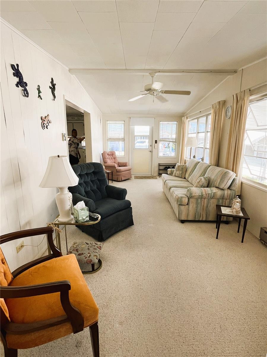 Image 5 of 35 For 1805 Pennsylvania Avenue