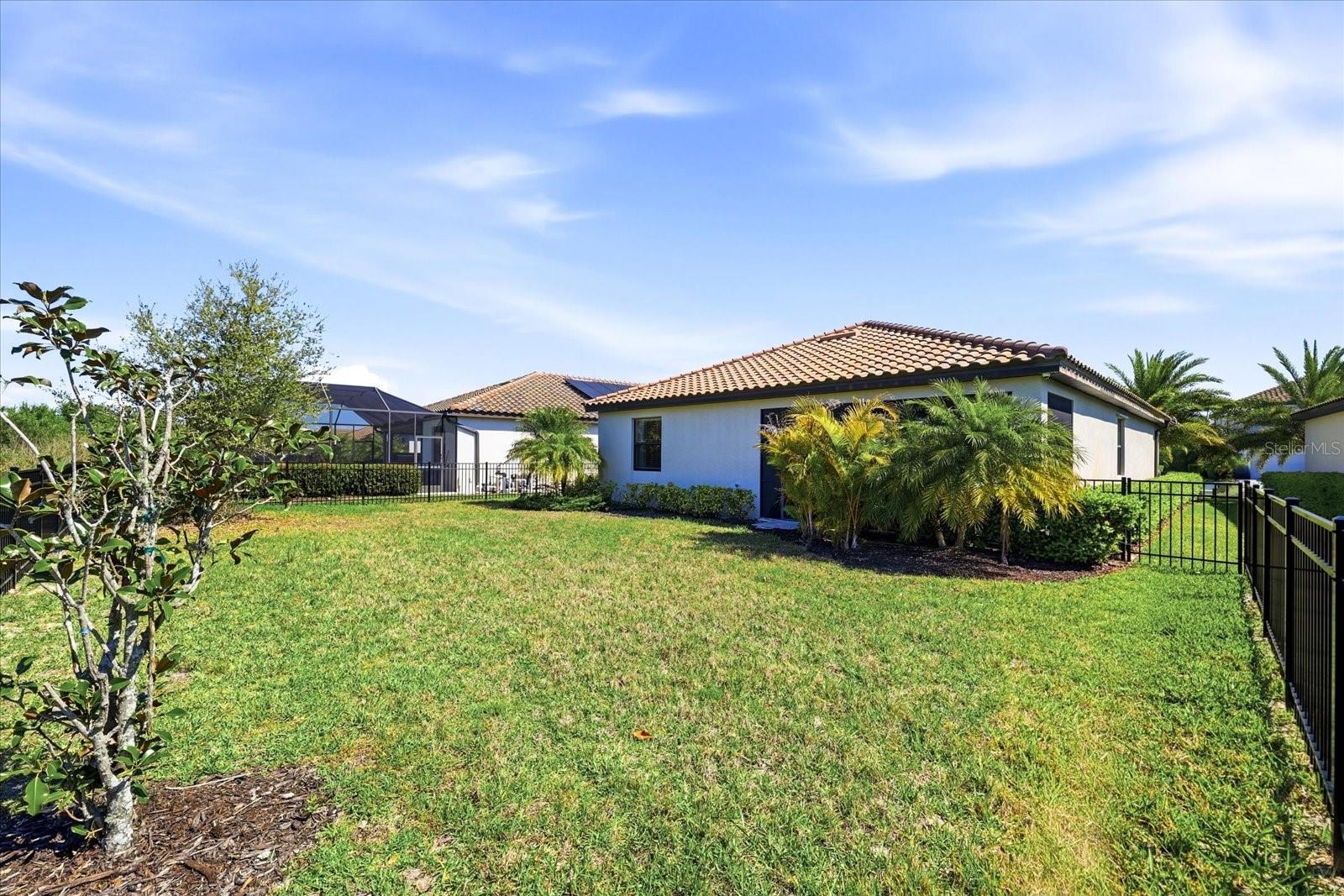 Image 39 of 47 For 17234 Blue Ridge Place