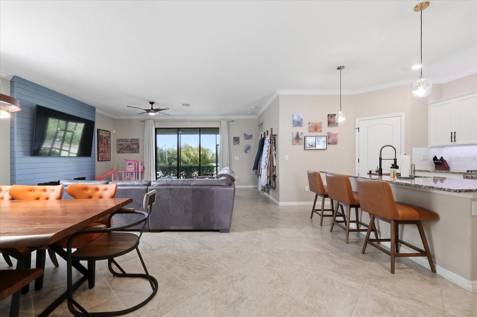 Image 4 of 47 For 17234 Blue Ridge Place