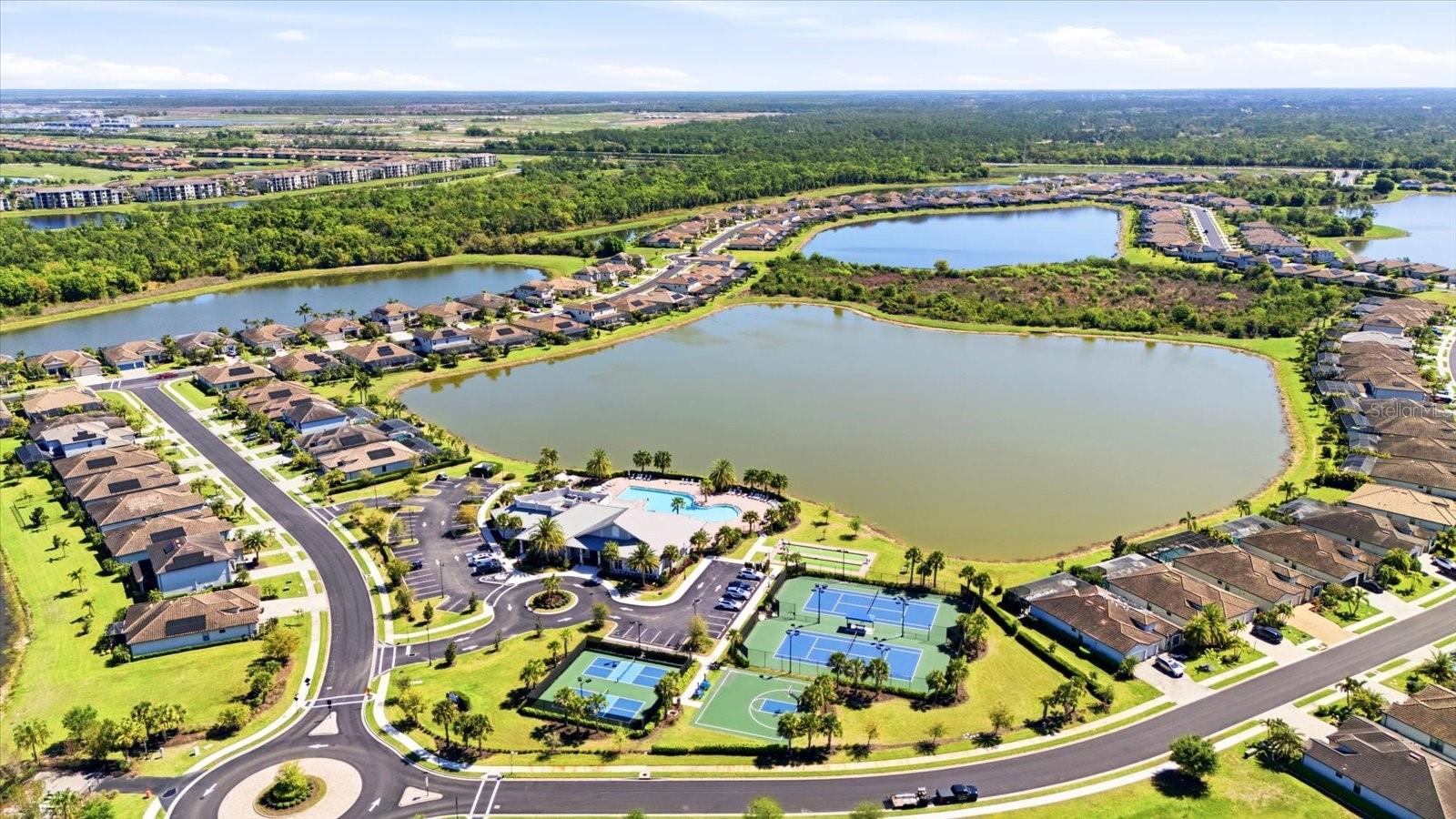 Image 41 of 47 For 17234 Blue Ridge Place