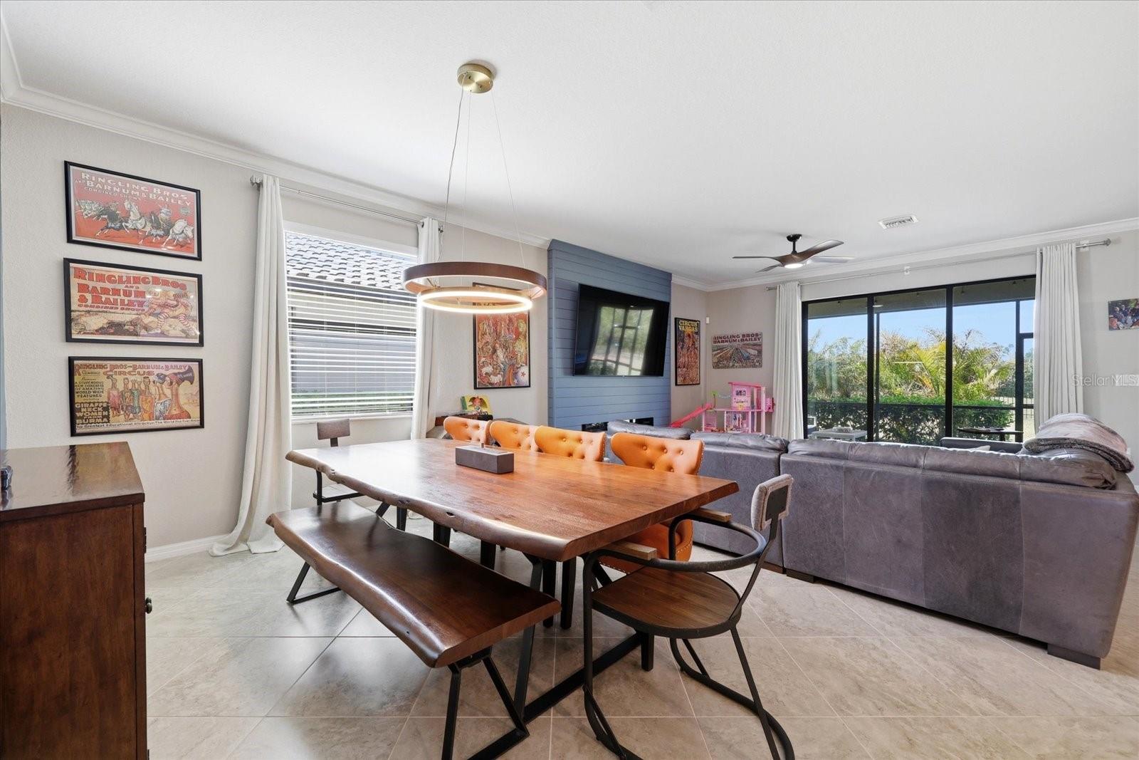 Image 5 of 47 For 17234 Blue Ridge Place