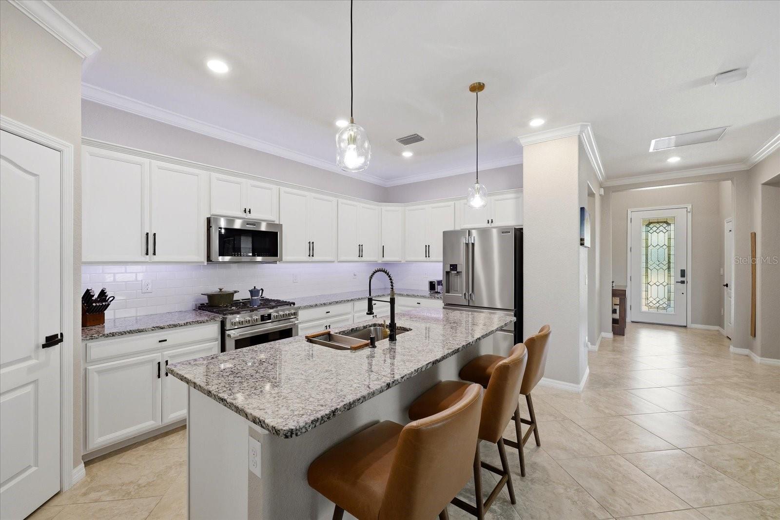 Image 7 of 47 For 17234 Blue Ridge Place