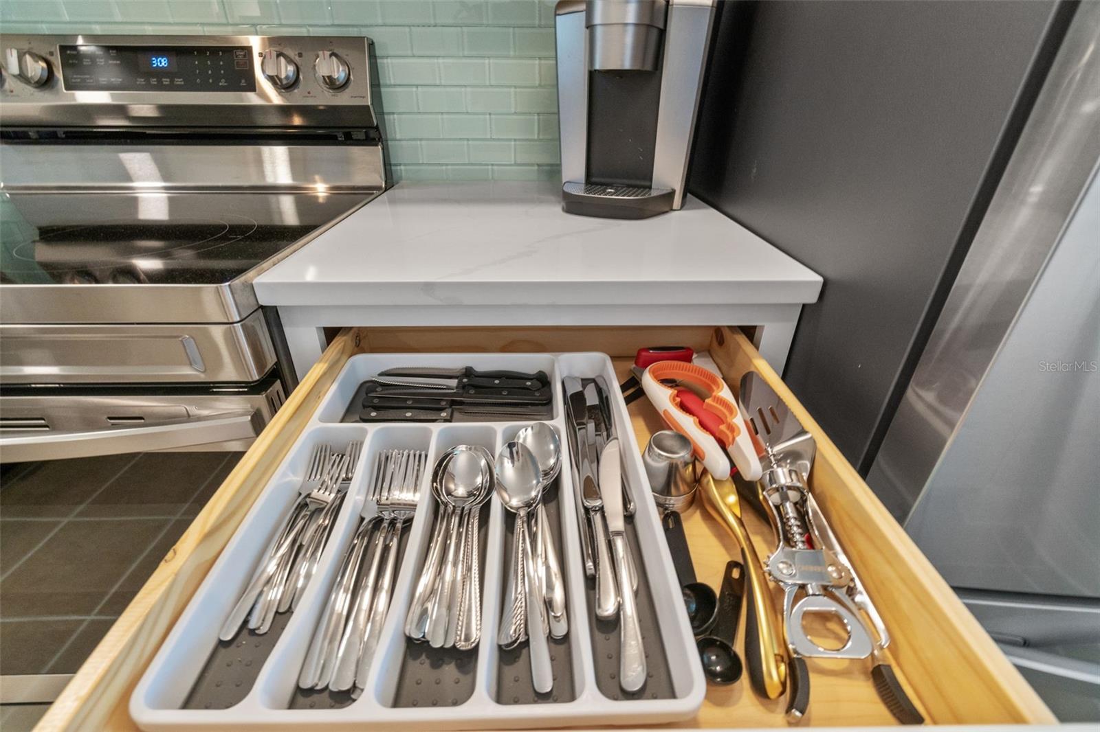 Image 14 of 67 For 433 Cerromar Lane 441