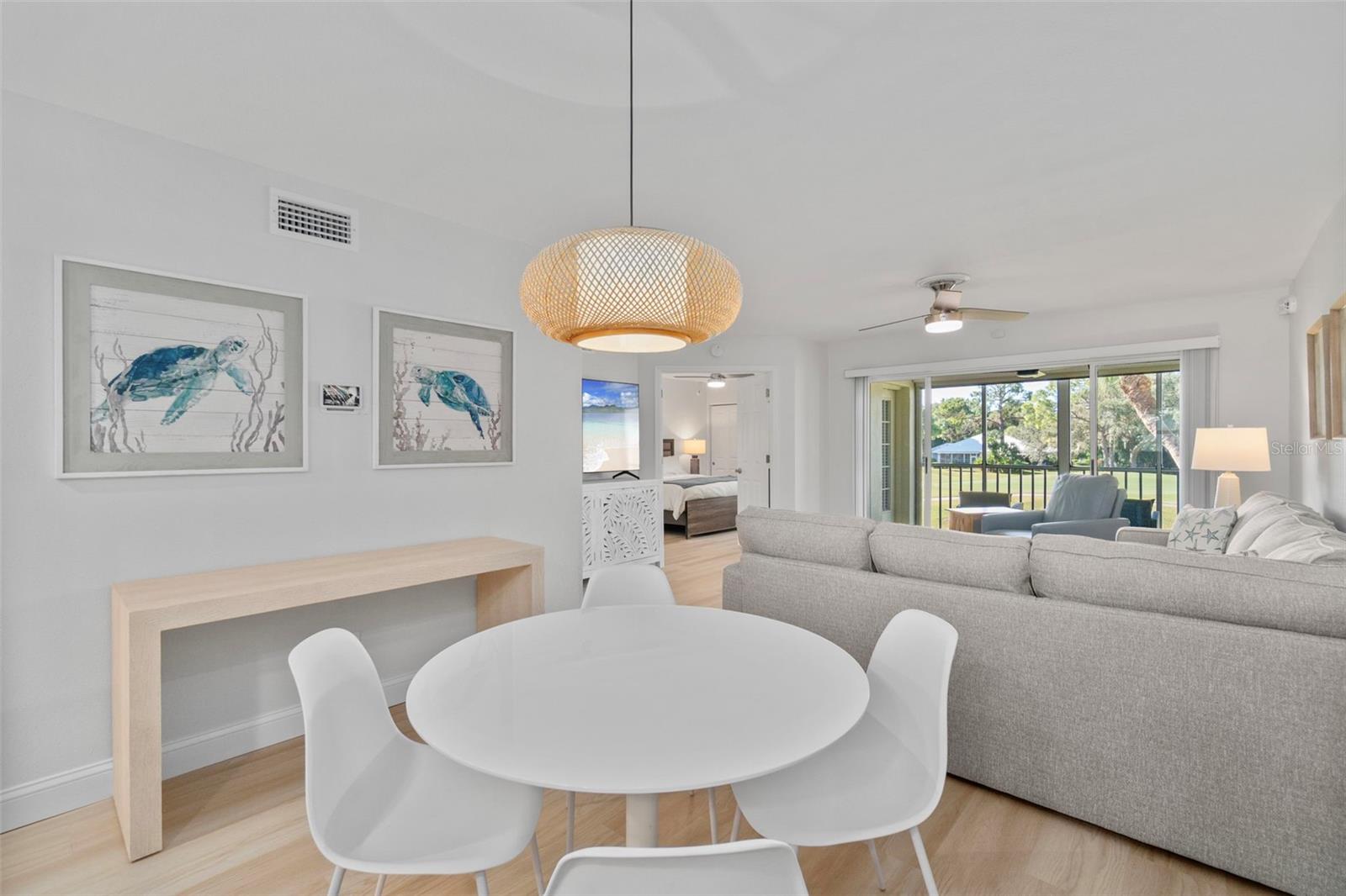 Image 18 of 67 For 433 Cerromar Lane 441