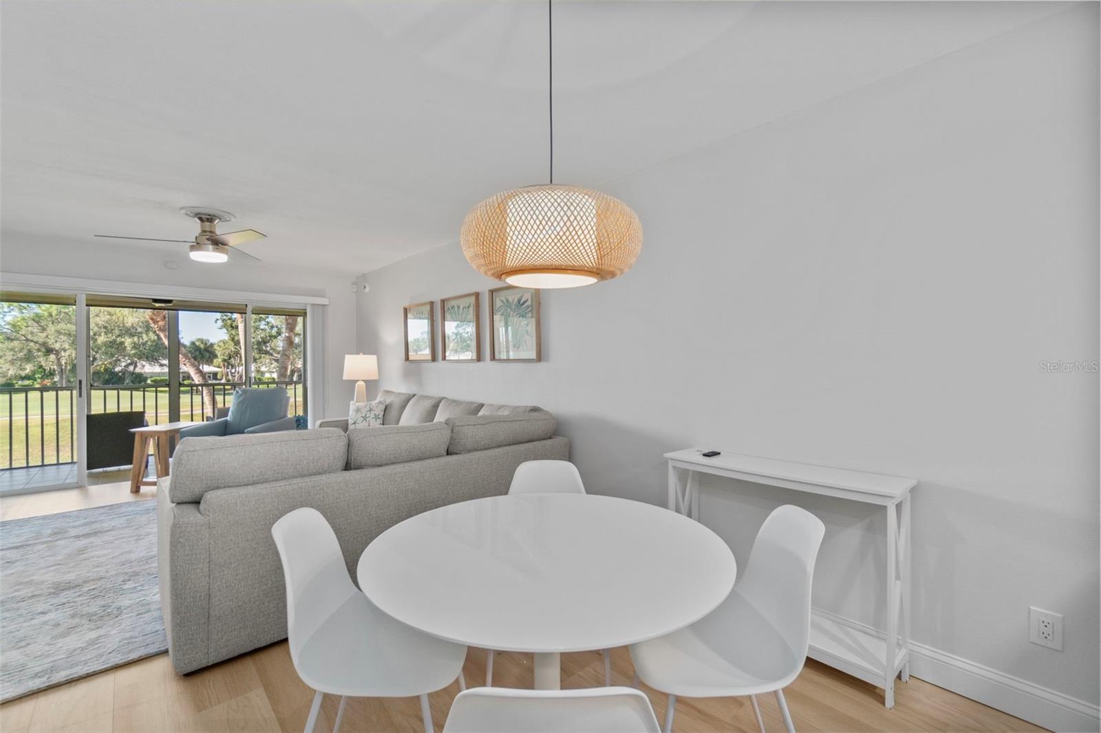 Image 19 of 67 For 433 Cerromar Lane 441