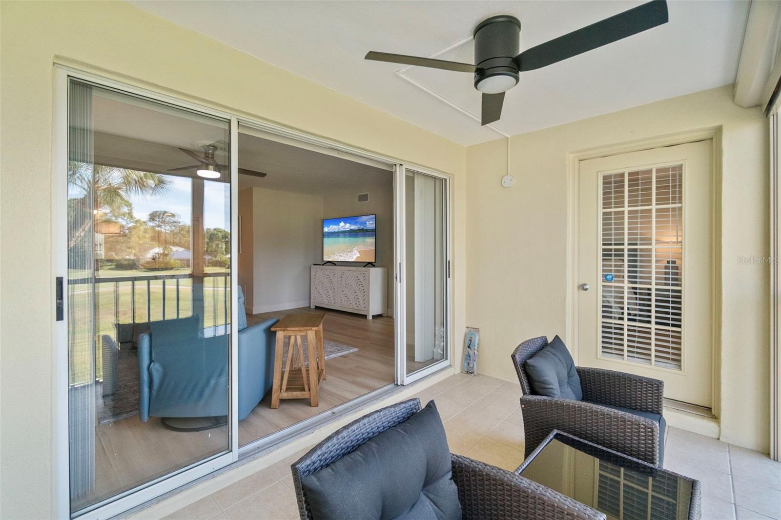 Image 56 of 67 For 433 Cerromar Lane 441