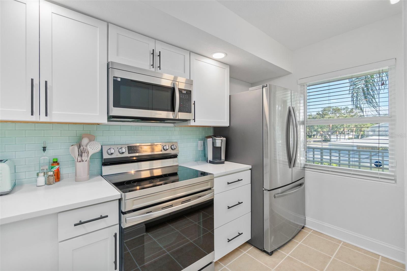 Image 6 of 67 For 433 Cerromar Lane 441