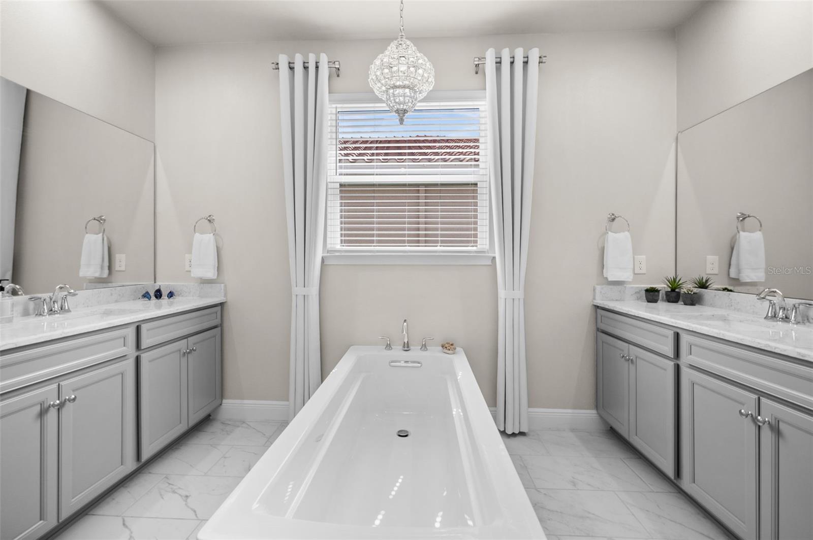 Image 23 of 62 For 20607 Ovid Lane