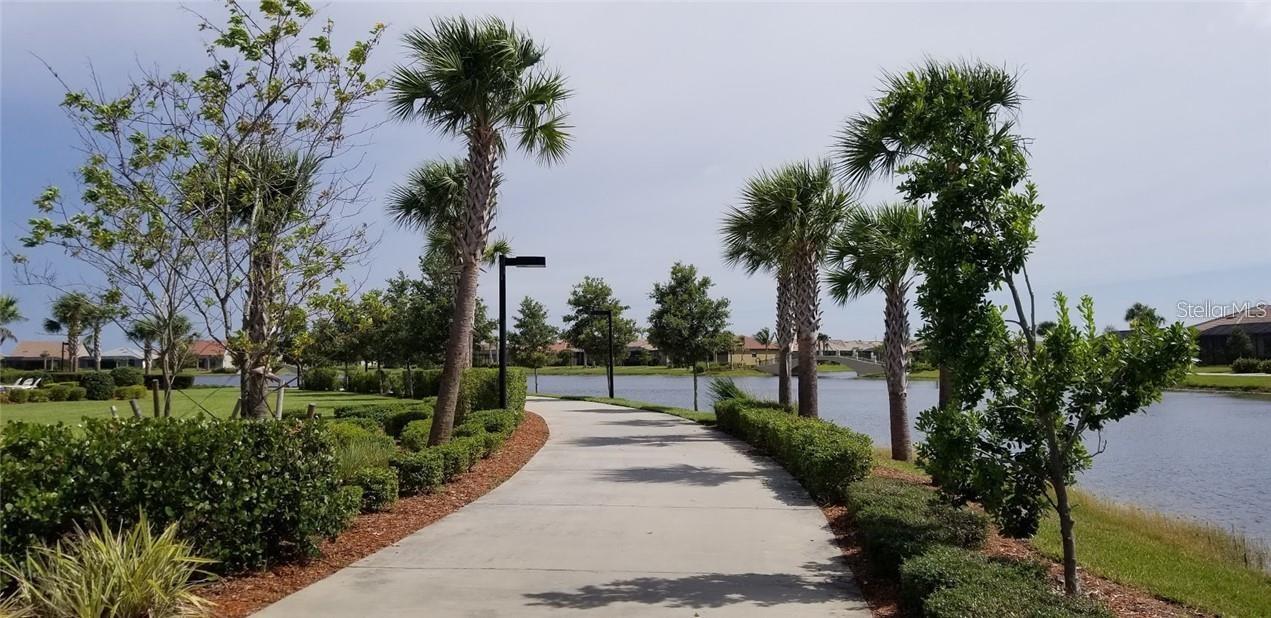 Image 16 of 28 For 18884 Lanuvio Street