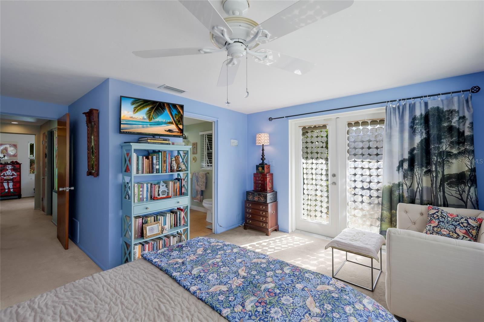 Image 26 of 59 For 455 Shore Drive