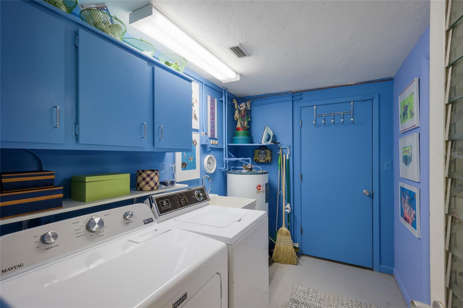 Image 32 of 59 For 455 Shore Drive