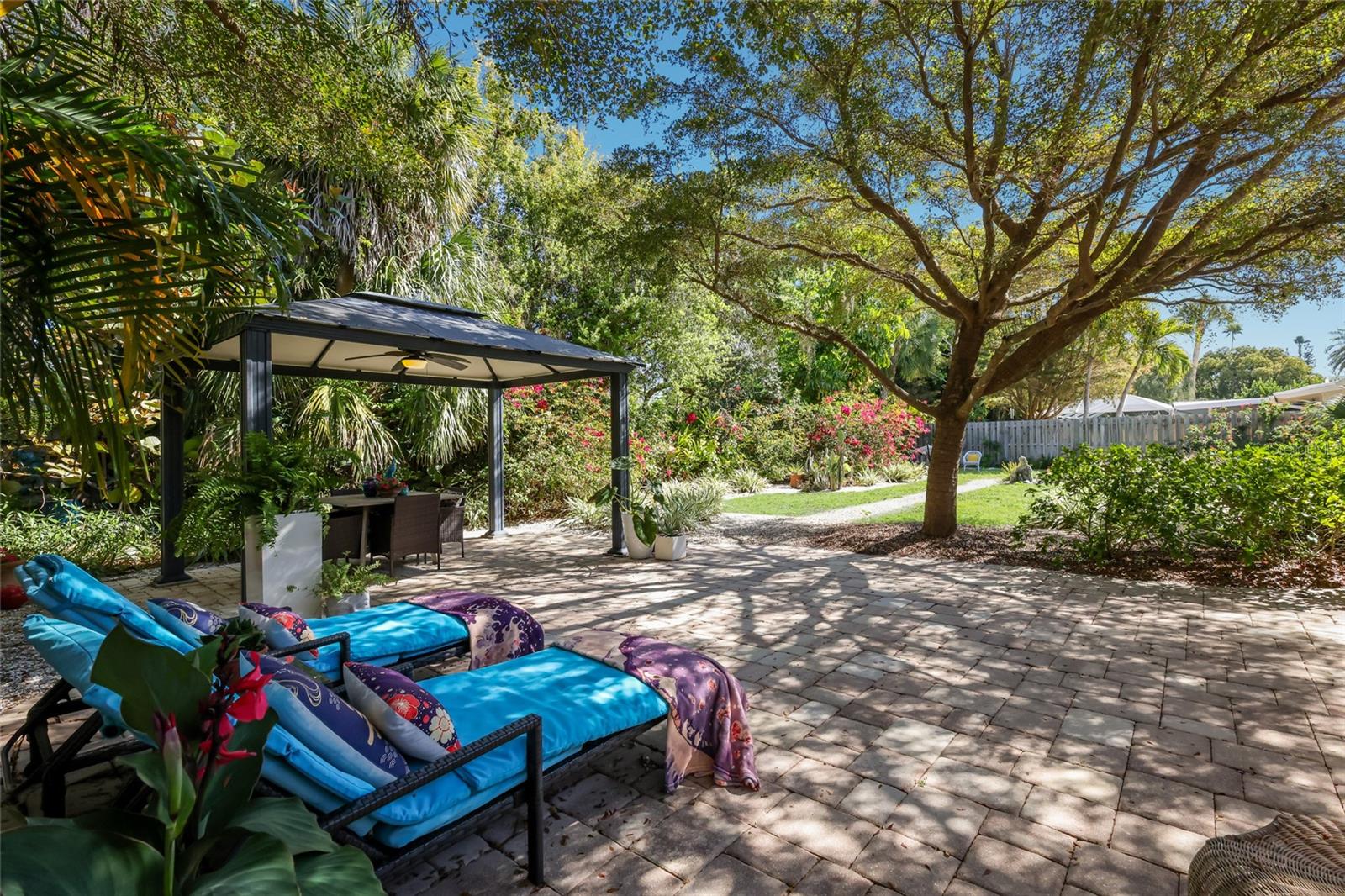 Image 34 of 59 For 455 Shore Drive