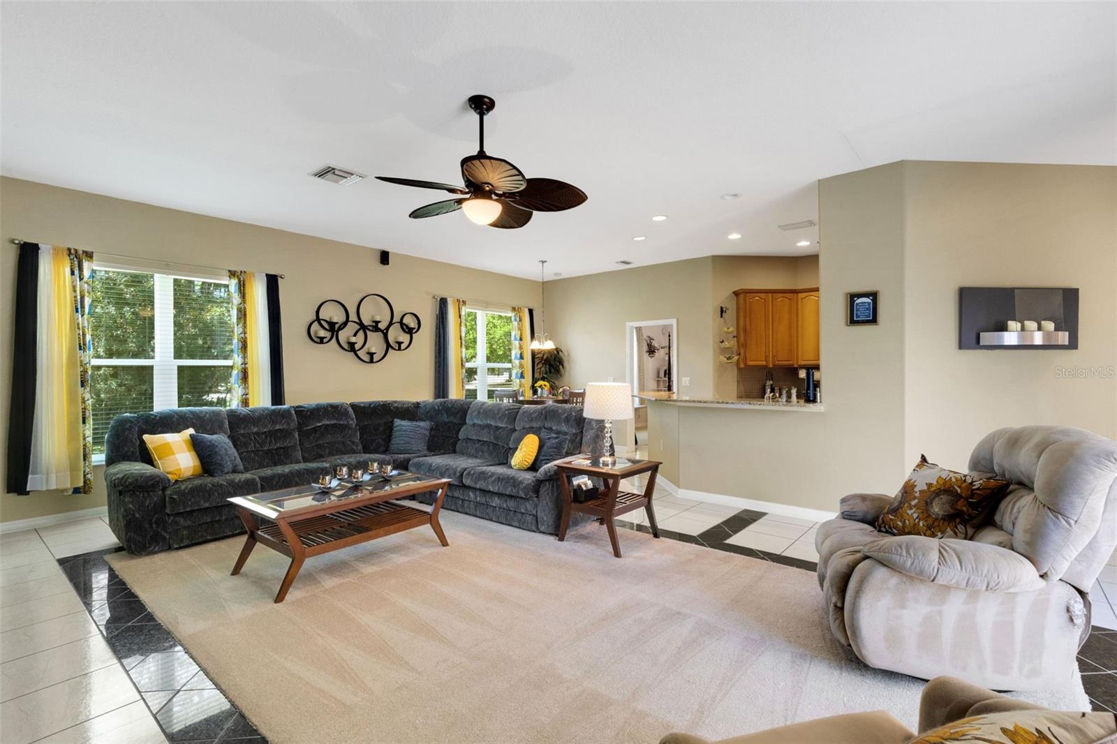 Image 17 of 81 For 14110 18th Place E