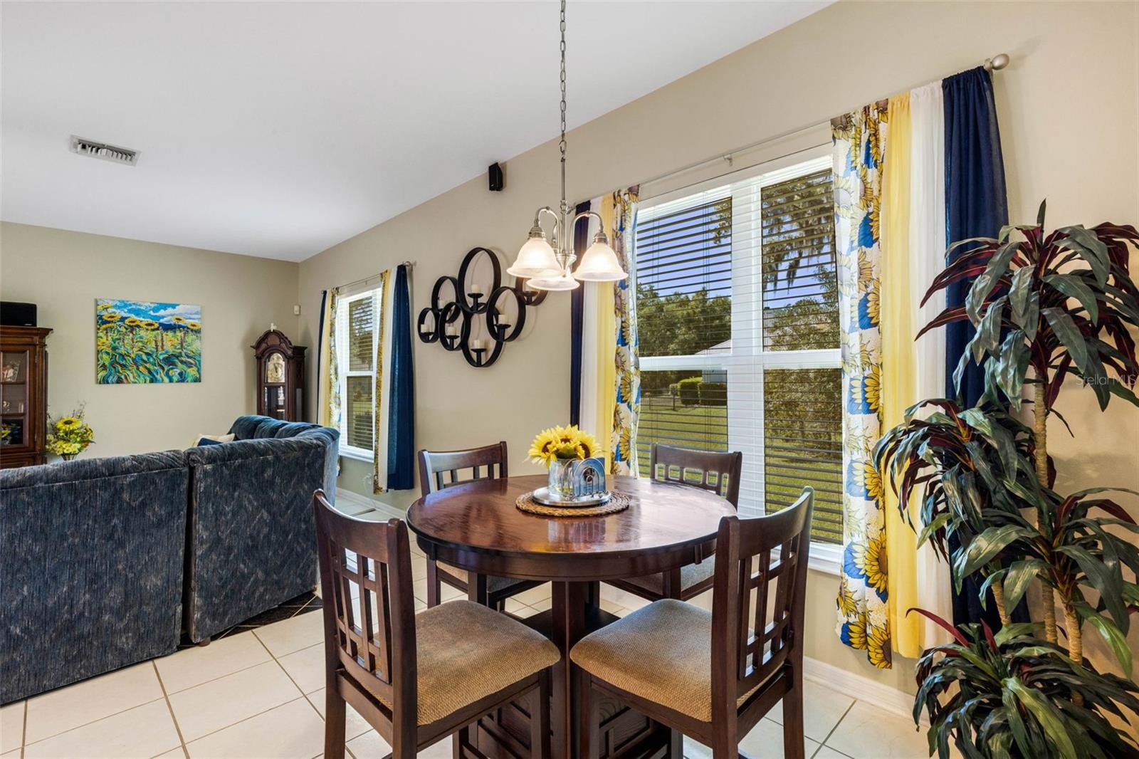 Image 29 of 81 For 14110 18th Place E