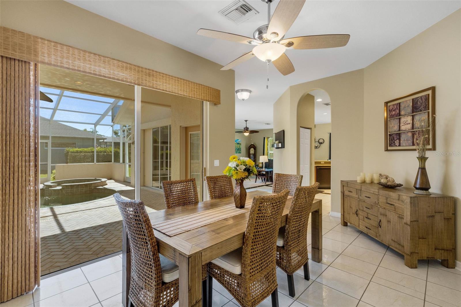 Image 34 of 81 For 14110 18th Place E