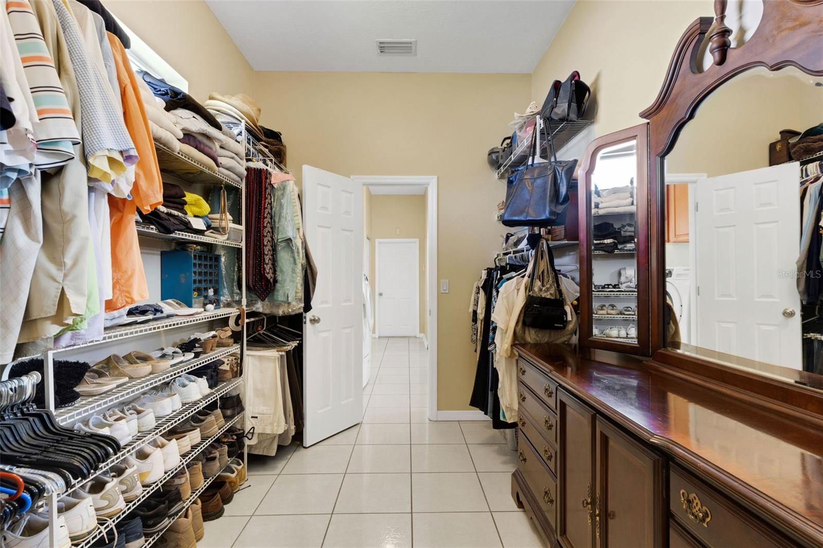 Image 45 of 81 For 14110 18th Place E