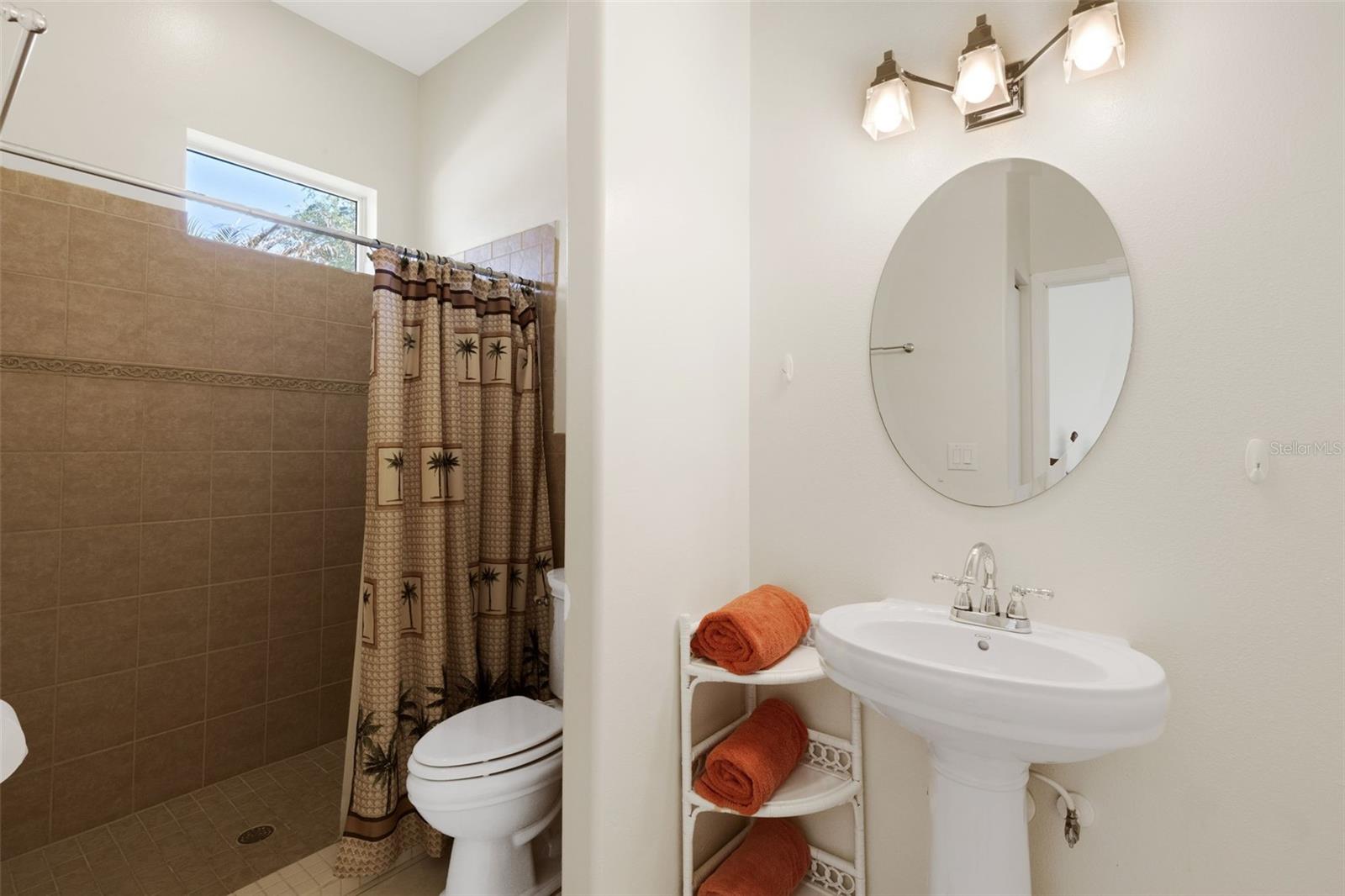 Image 54 of 81 For 14110 18th Place E