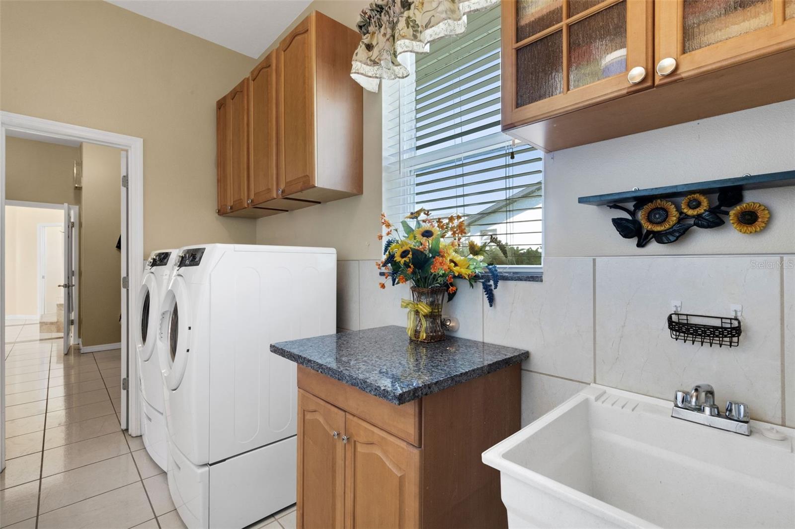 Image 56 of 81 For 14110 18th Place E