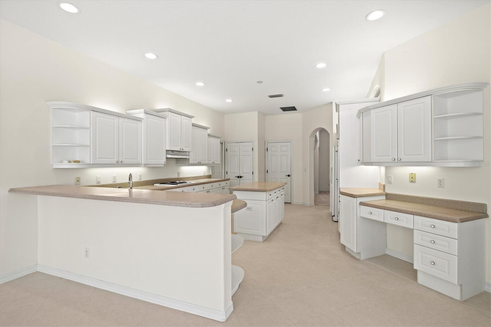 Image 18 of 68 For 2822 89th Avenue E