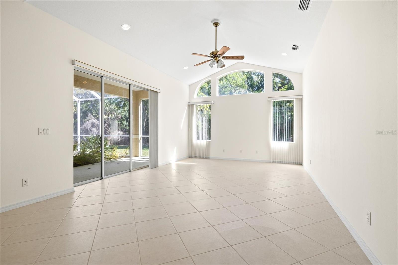 Image 24 of 68 For 2822 89th Avenue E