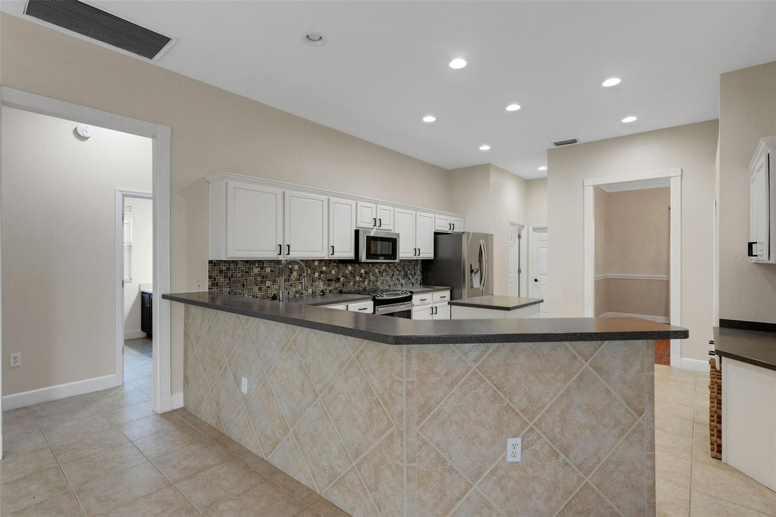 Image 33 of 80 For 11011 Hyacinth Place