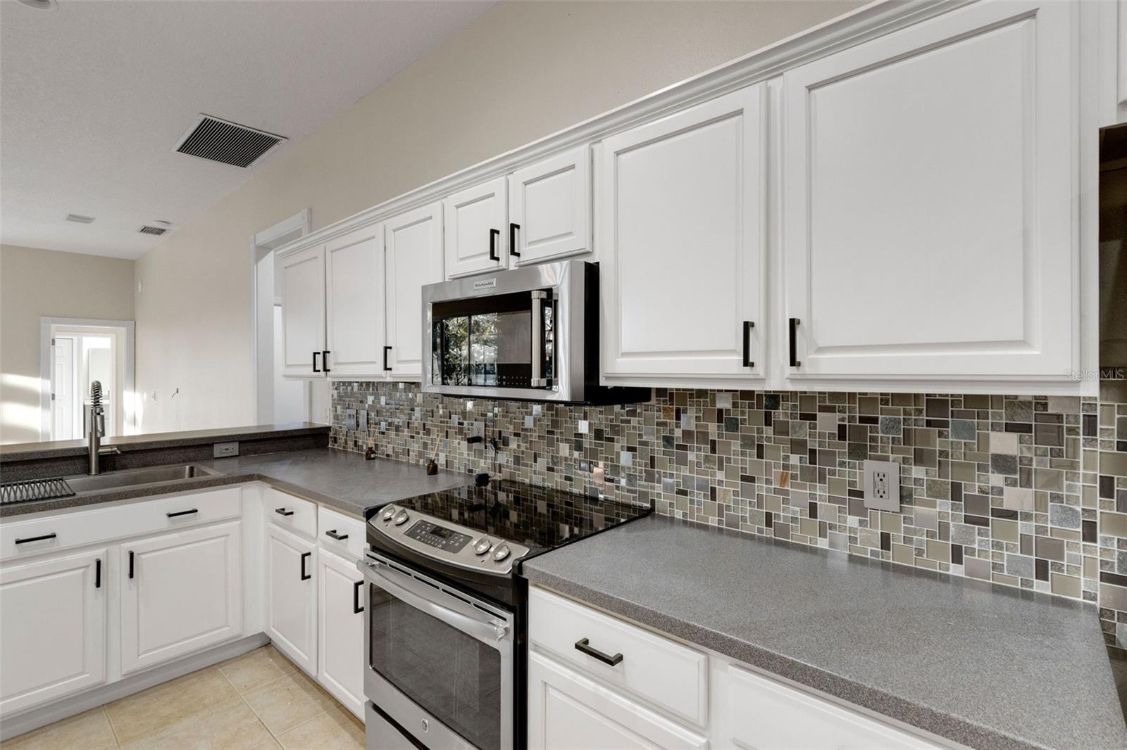 Image 39 of 80 For 11011 Hyacinth Place