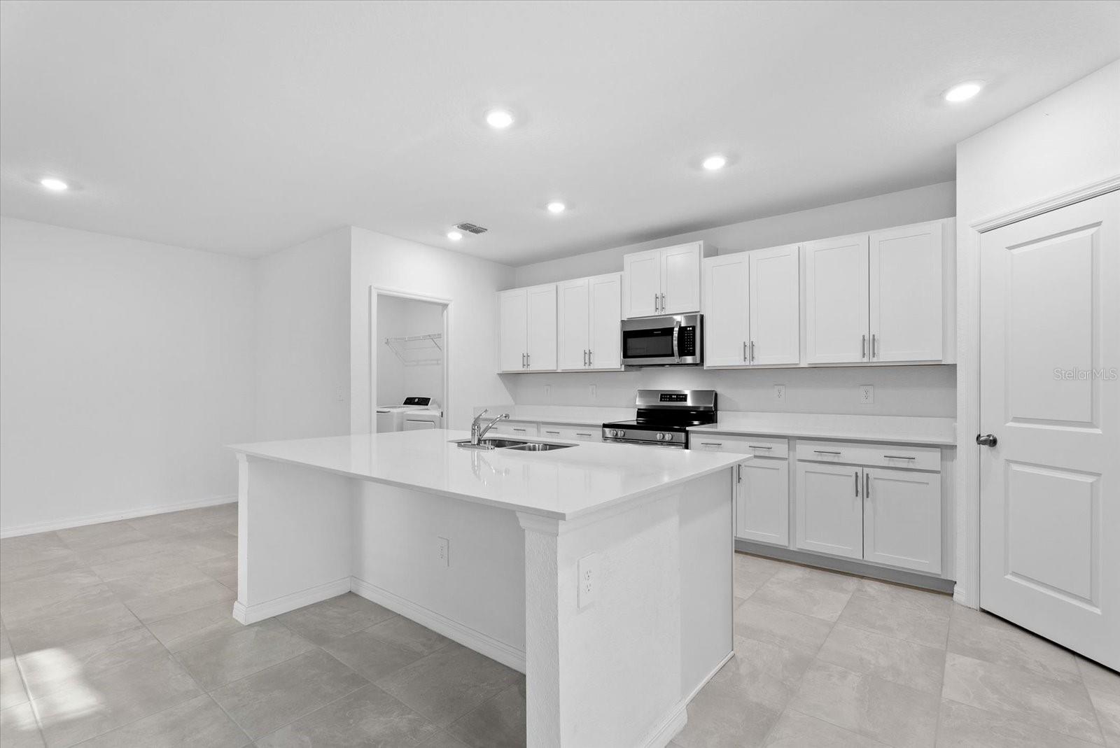 Image 9 of 31 For 13925 Lilac Sky Terrace