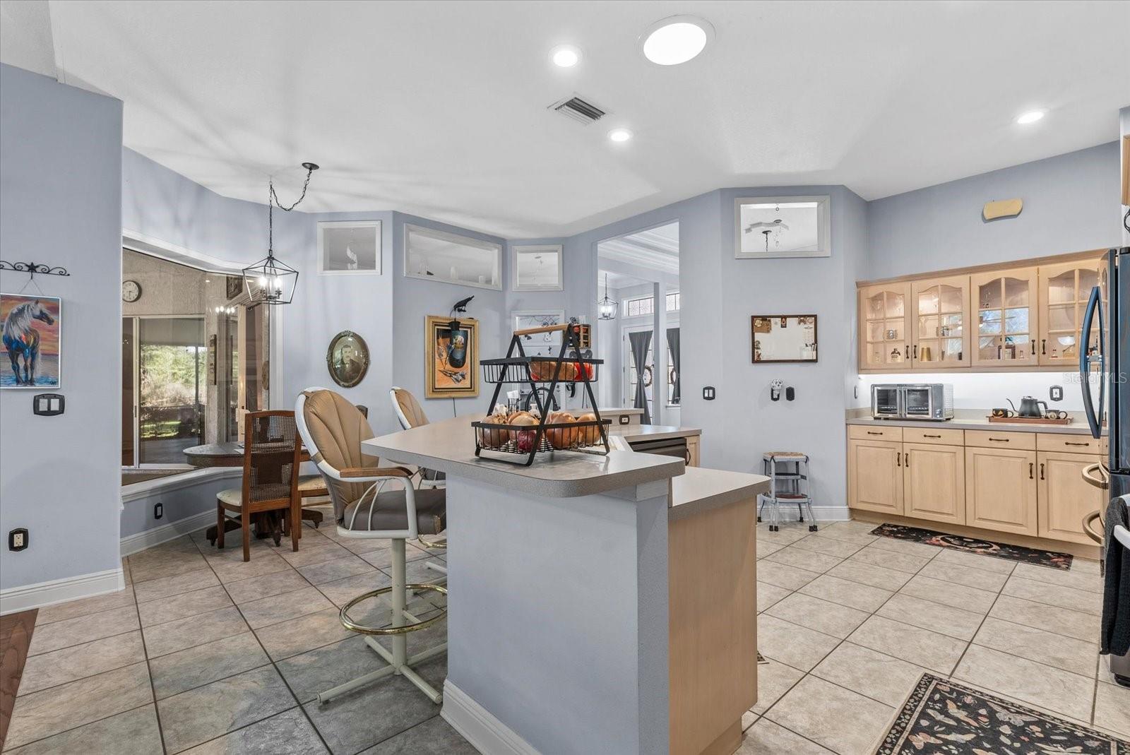 Image 13 of 68 For 5202 Erie Road