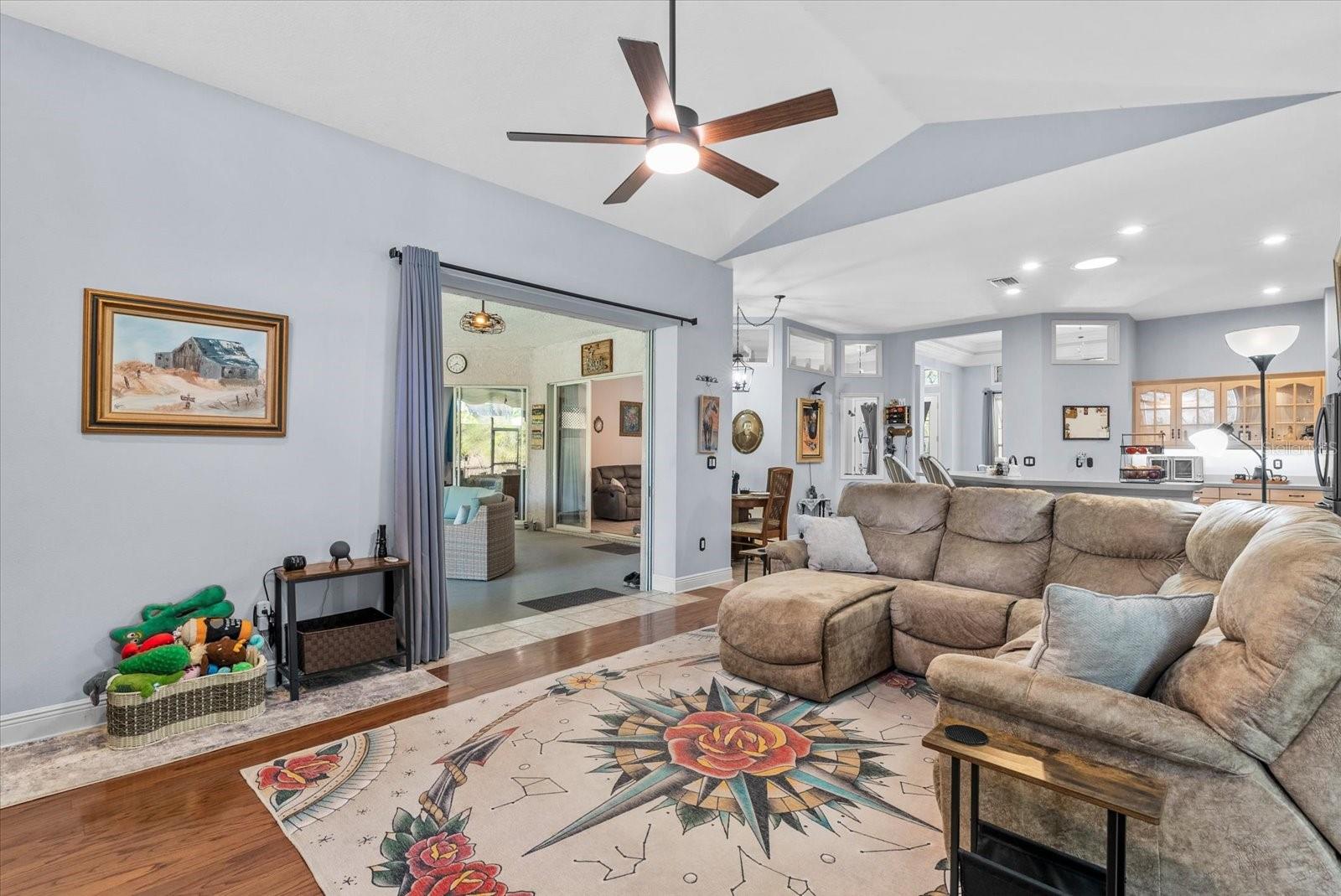 Image 20 of 68 For 5202 Erie Road